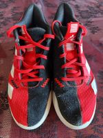 Baskets Adidas rouges & noires. Taille 38 2/3