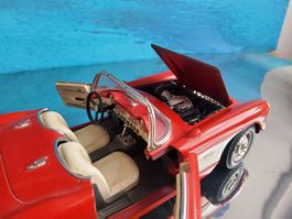 Chevrolet Corvette 1957 1/18 Bburago