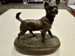 Statuette en bronze, chien Griffon signé P J Mêne.France.
