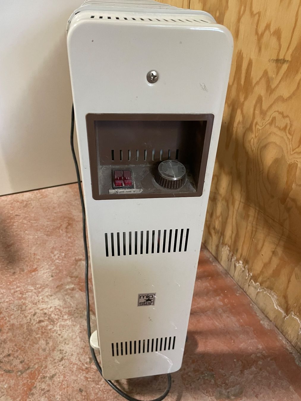 Mio Star Radiatori: Elektroheizung – Usato da St. Gallen venduto da alexa89