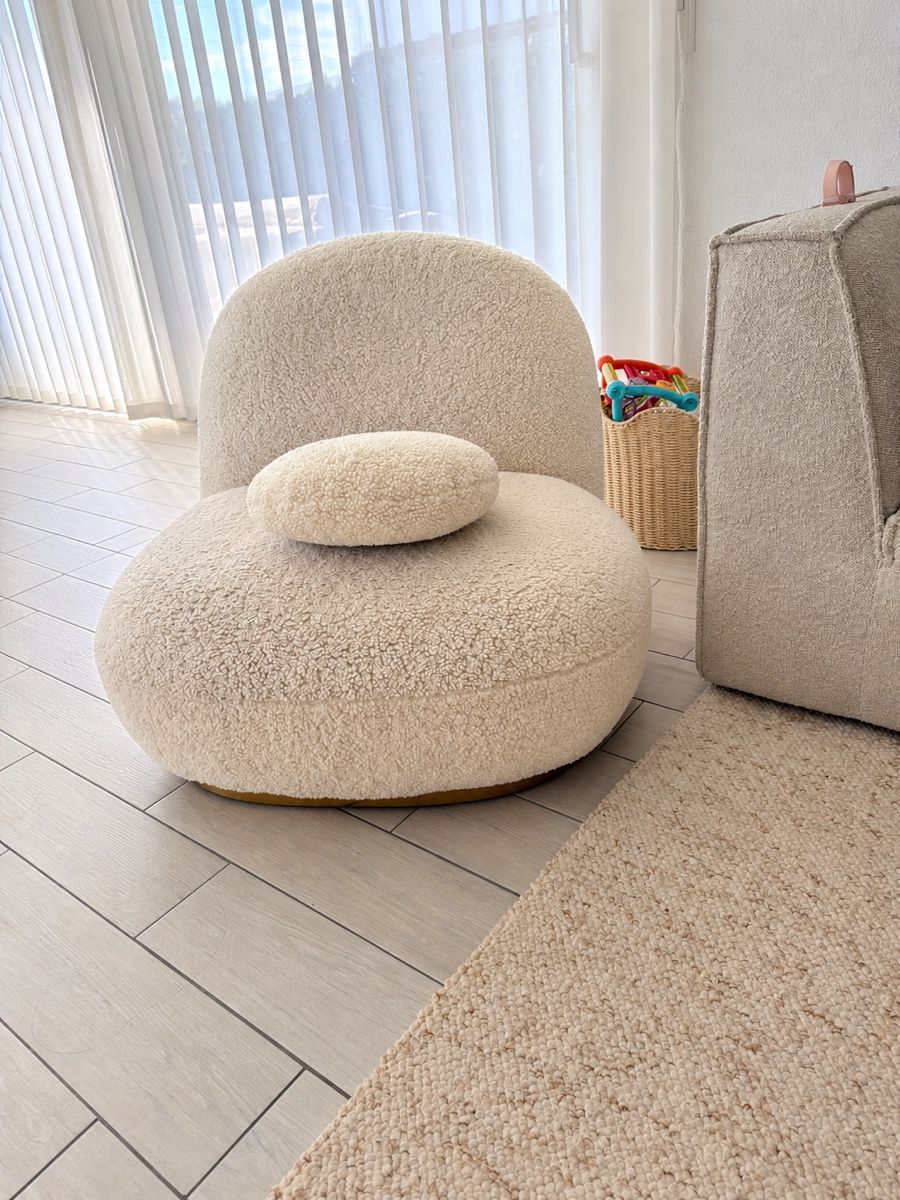Livique Fauteuils: Boucle Sessel ab 1.- – D'occasion à Hausen AG par SF3011