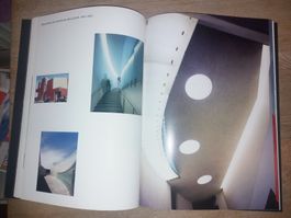 ARCHITEKTUR    Steven Holl     idee und phänomen