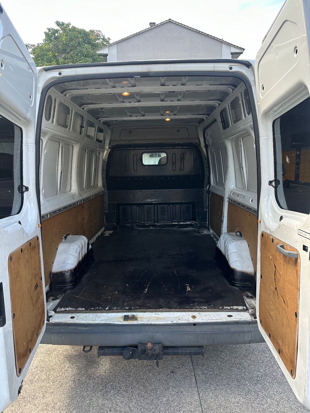 Ford Nutzfahrzeuge: Ford Transit 2.2 TDCI Rest Mfk – Gebraucht aus Urtenen-Schönbühl von Amg 2