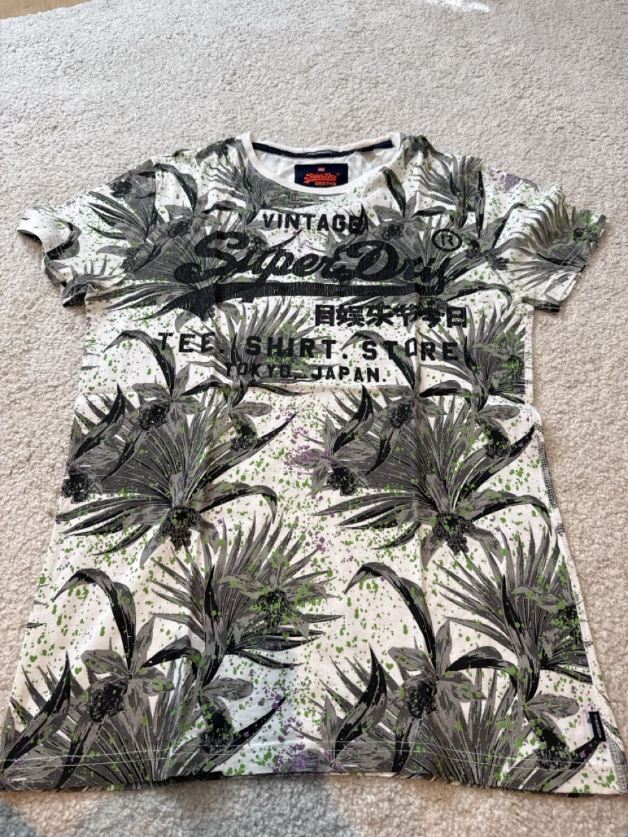 Superdry T-Shirts: Superdry T-Shirt, Grösse S – Gebraucht aus Münsingen von saenny79