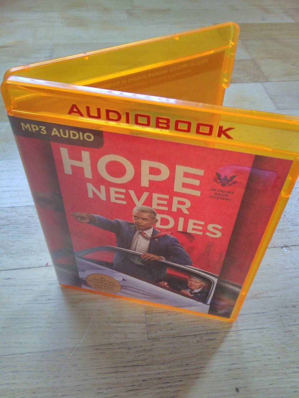 Audiolibri: Hope never dies (Andrew Shaffer)   MP3 – Usato da St.Galllen venduto da elkaphone 1