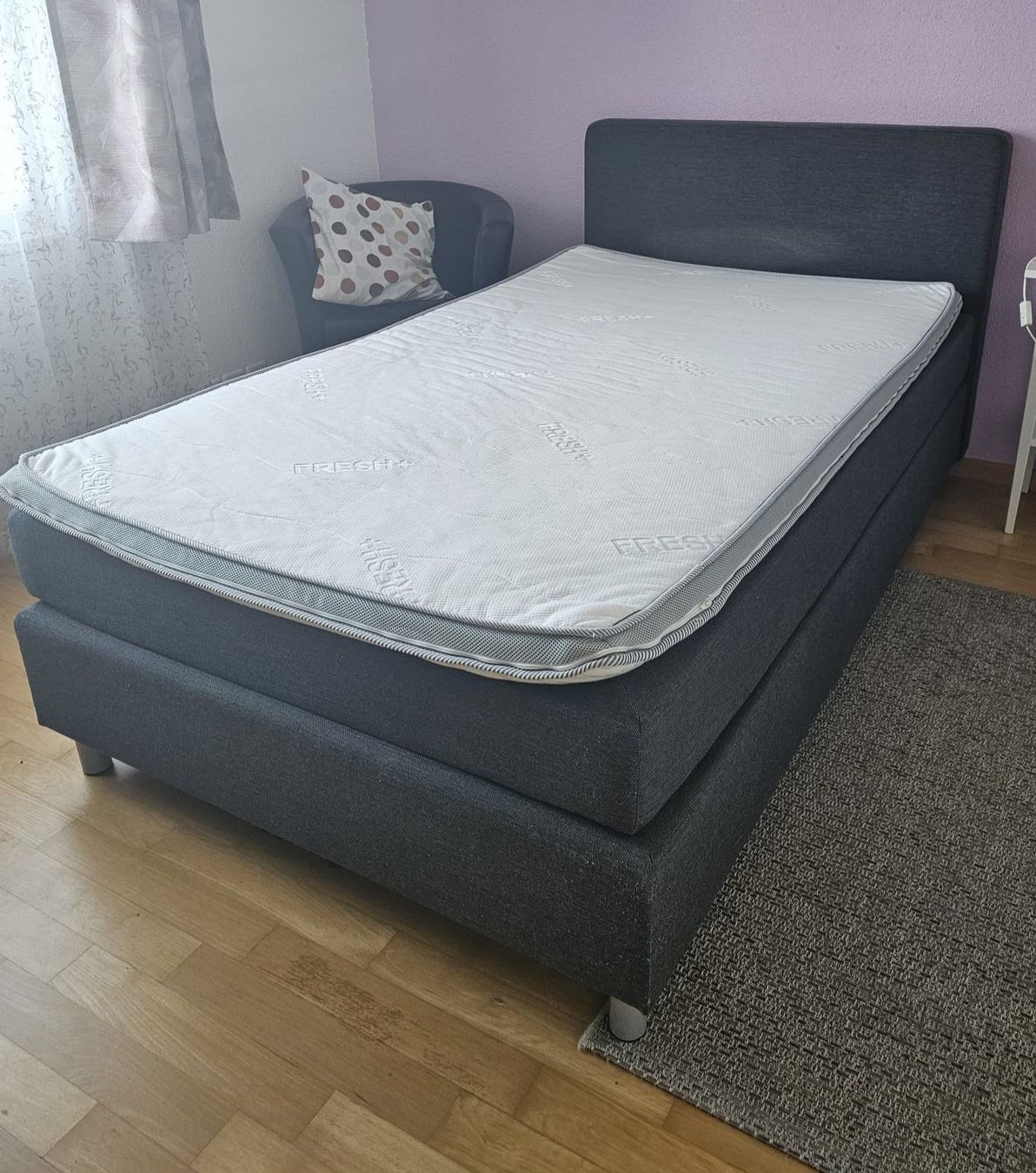 Lits: Boxspringbett zu verschenken – D'occasion à Lenggenwil par plumkin 1