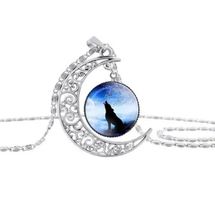 Halskette Wolf mit Mond