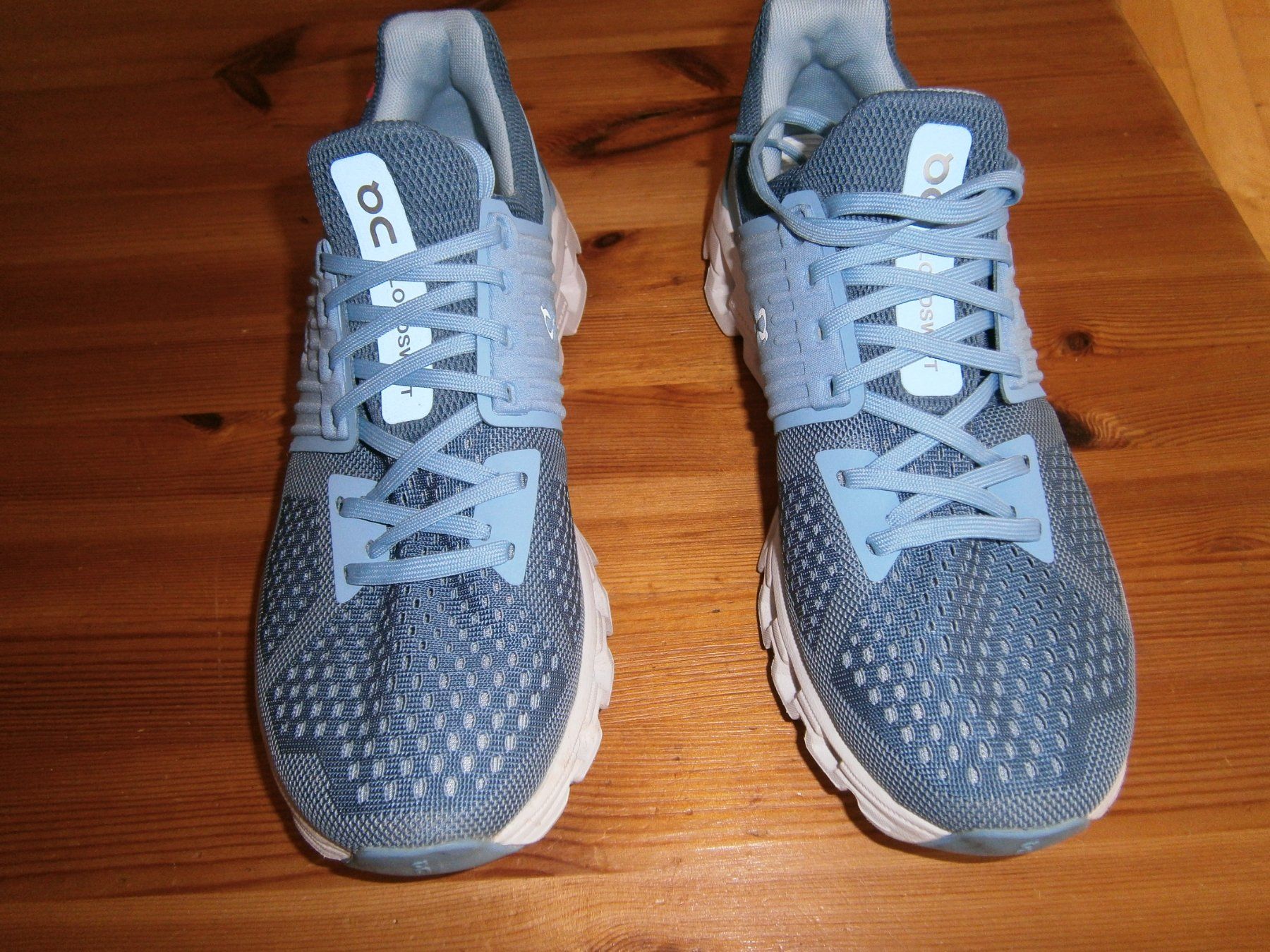On Scarpe da uomo: ON Freizeitschuh Gr. 40.5 – Usato da Glarus venduto da swimmy 1