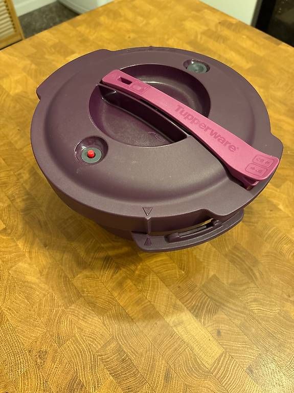 Elettrodomestici da cucina: Tupperware Micro-Combi-Gourmet (3-in-1)  Fast NEU – Usato da Luzern venduto da jen_h292 1