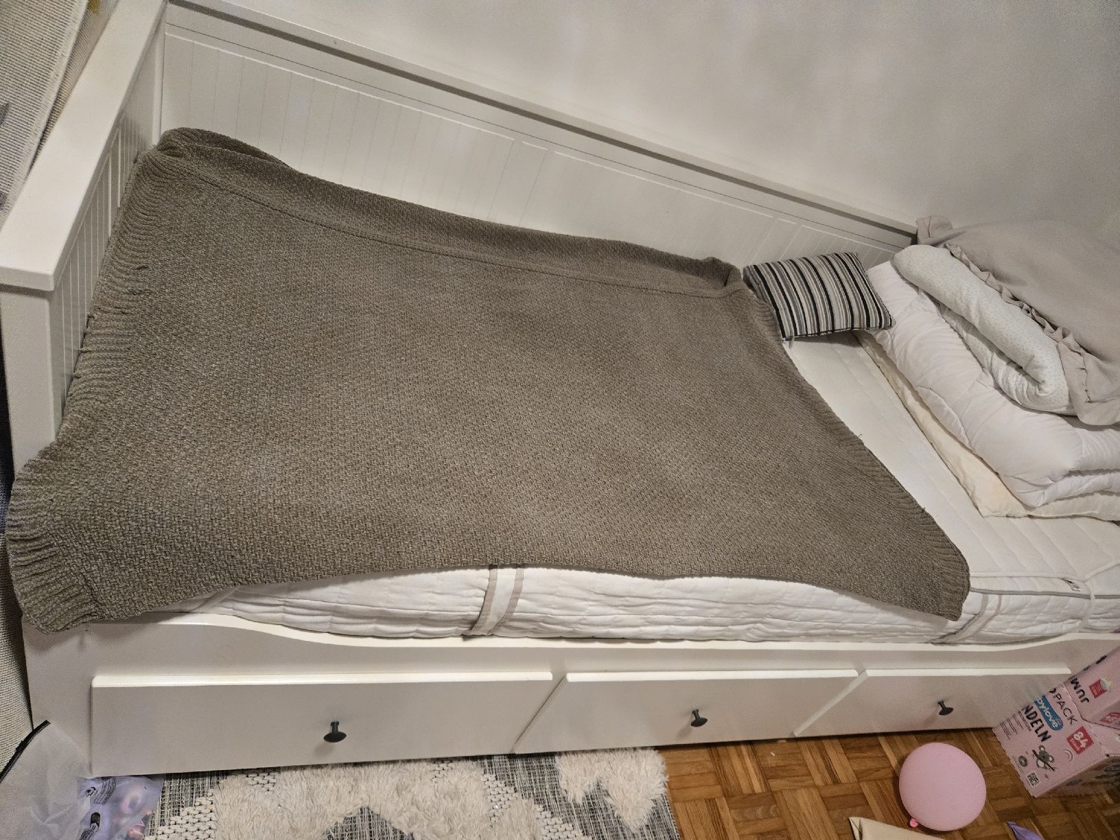 Letti: Ikea Bett – Nuovo (secondo la descrizione) da Möhlin venduto da Ponjevici123