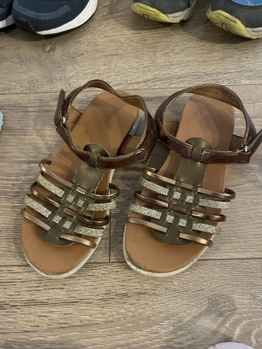 Scarpe per ragazzi: Schuhpaket Gr. 30 – Usato da Deitingen venduto da ALE-3891 3