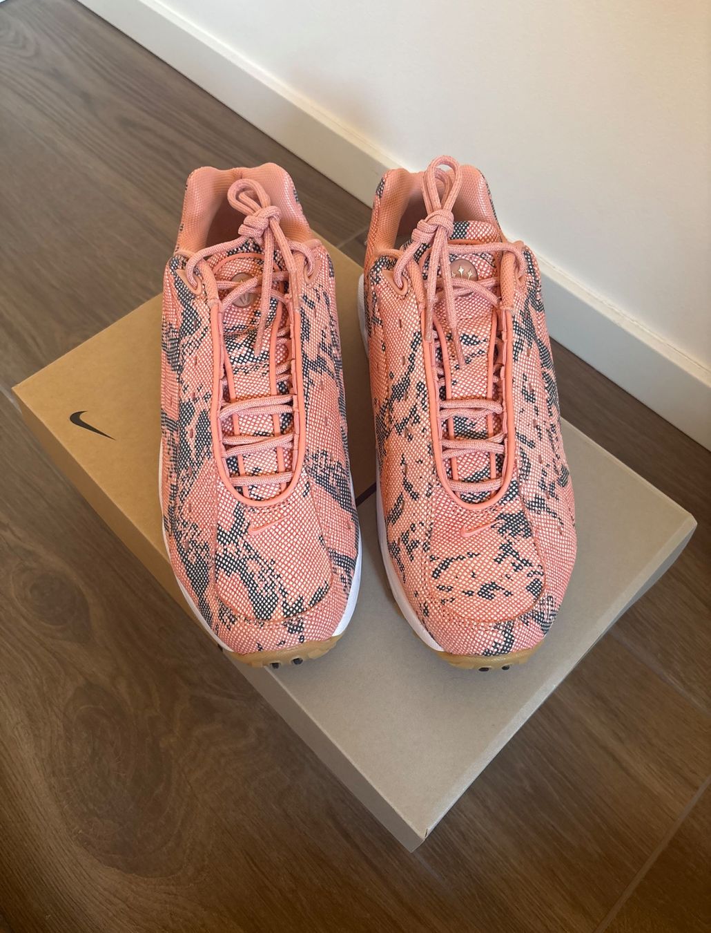 Nike Scarpe da uomo: NIKE HOT STEP AIR TERRA DRAKE NOCTA – Usato da Gnosca venduto da diego.vitalee 1