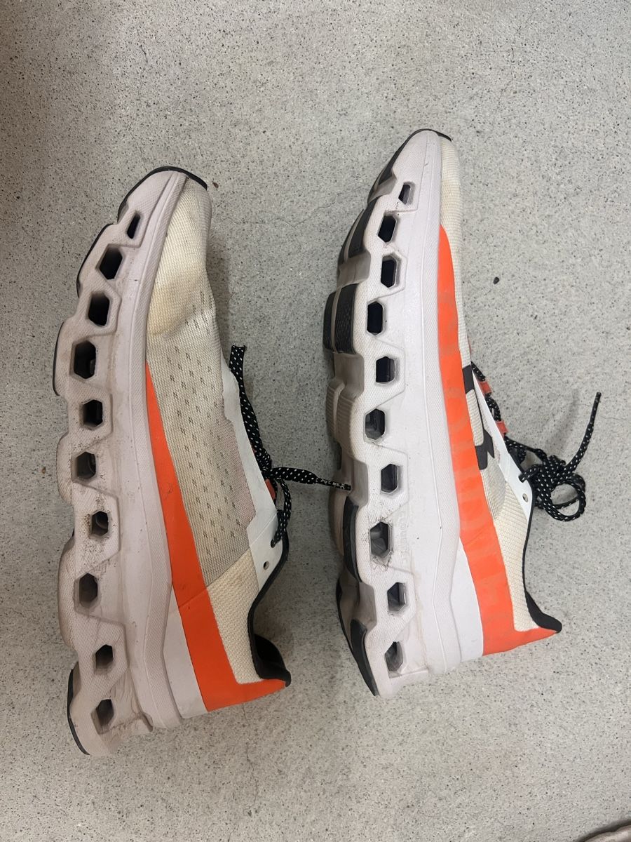 On Chaussures hommes: On Cloud Monster – D'occasion à Zürich par caro.ha. 2