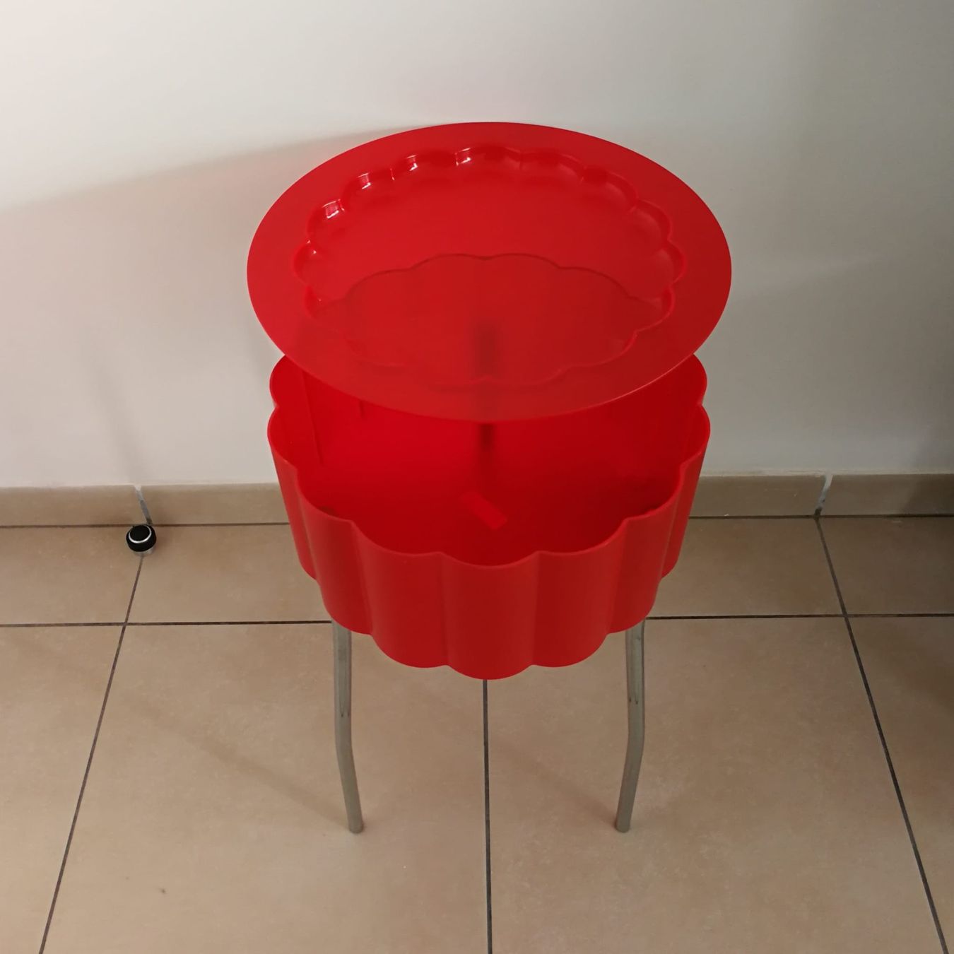 Ikea Tavoli: Hatten Table D'appoint Vintage Par IKEA – Usato da Le Lignon venduto da krystal1 3