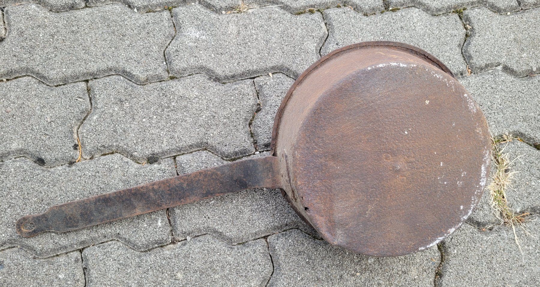 Pentole: Très ancienne casserole à torréfier – Difettoso da Bevaix venduto da pac_7gyt 4