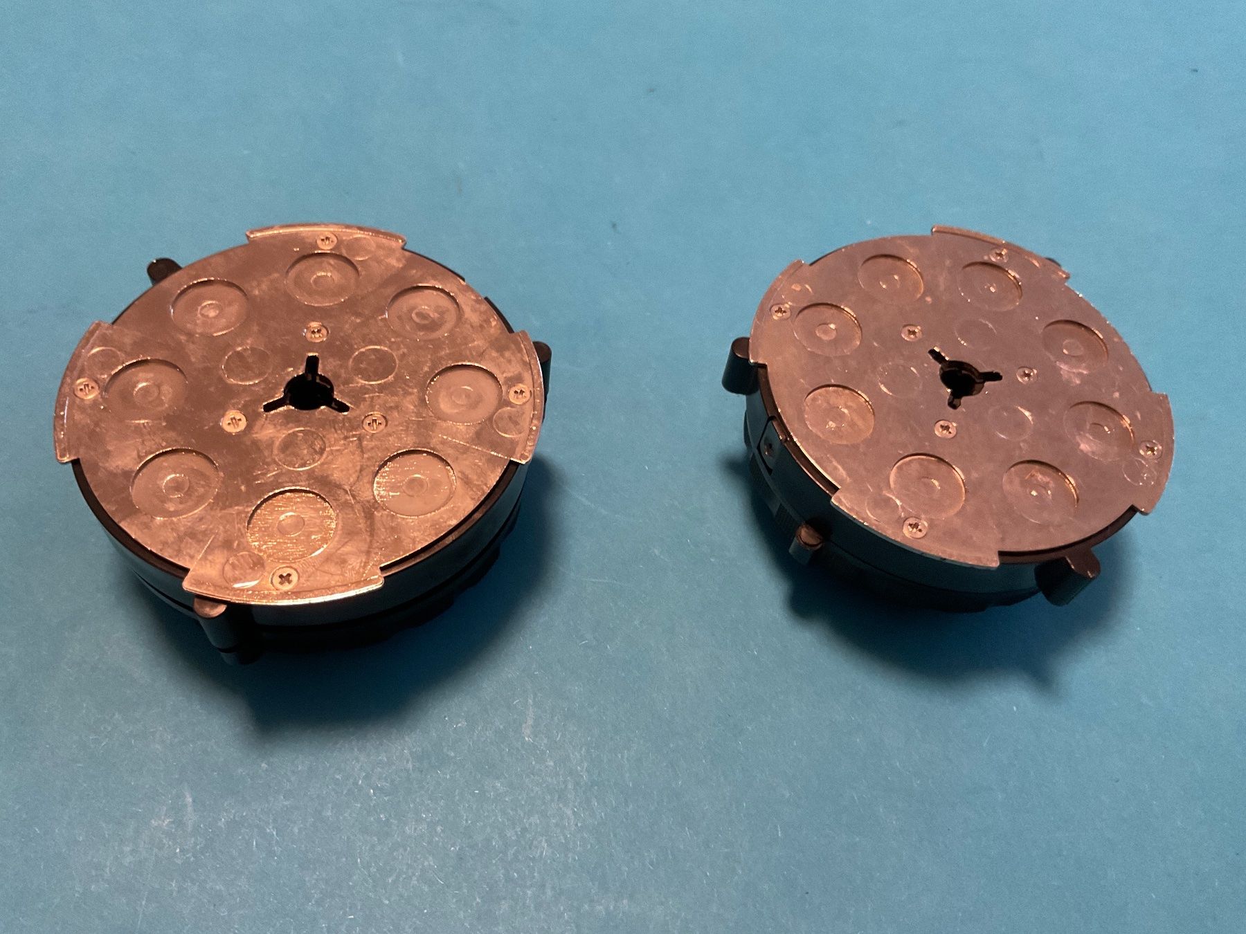 Appareils à bandes: 2 AKAI NAB ADAPTER – D'occasion à Langenthal par RronJora 3