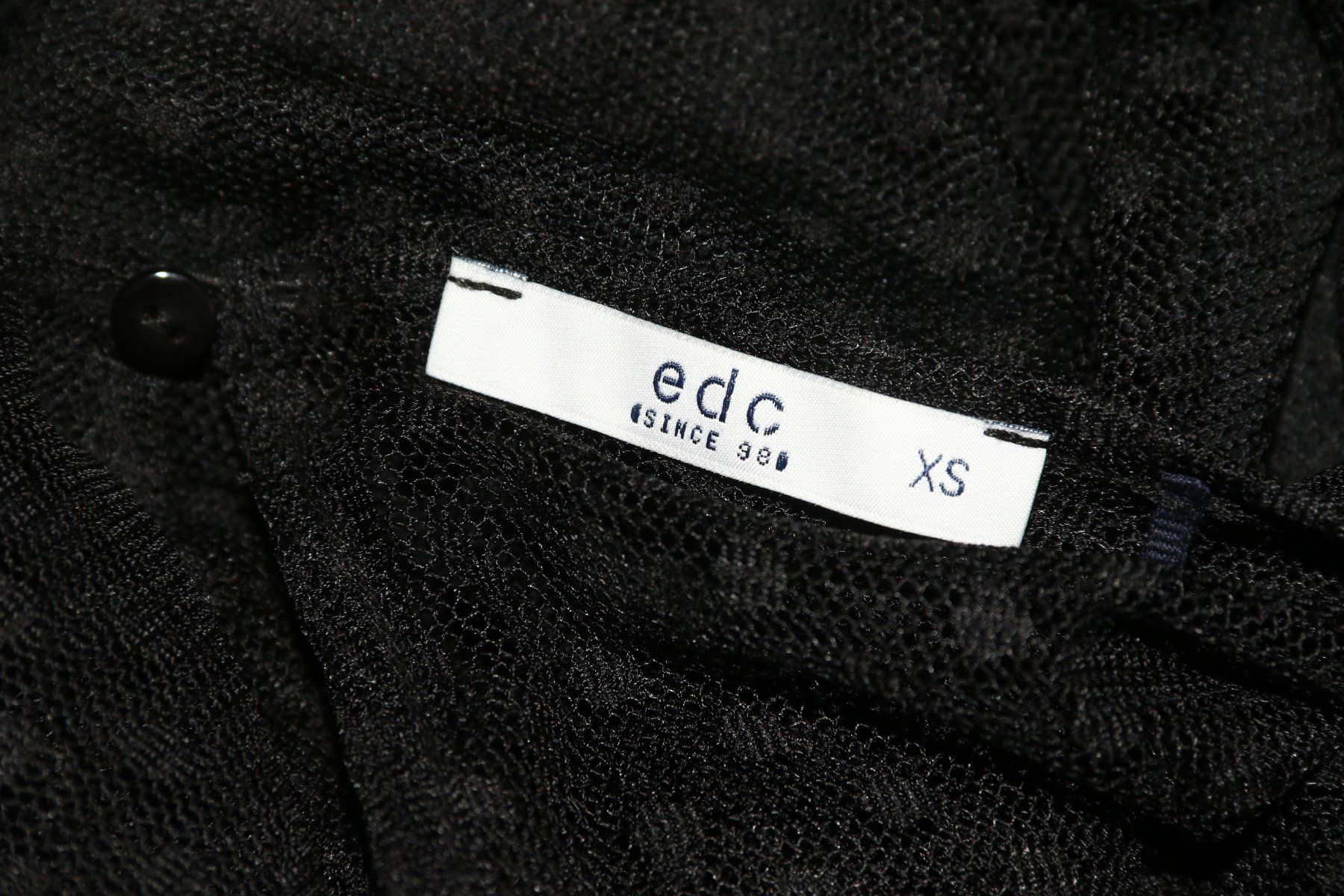 Esprit Camicette: Neue hübsche Spitzenbluse von ESPRIT eher Gr.S-M – Nuovo (secondo la descrizione) da Oberwil-Lieli venduto da Svetlana28 6