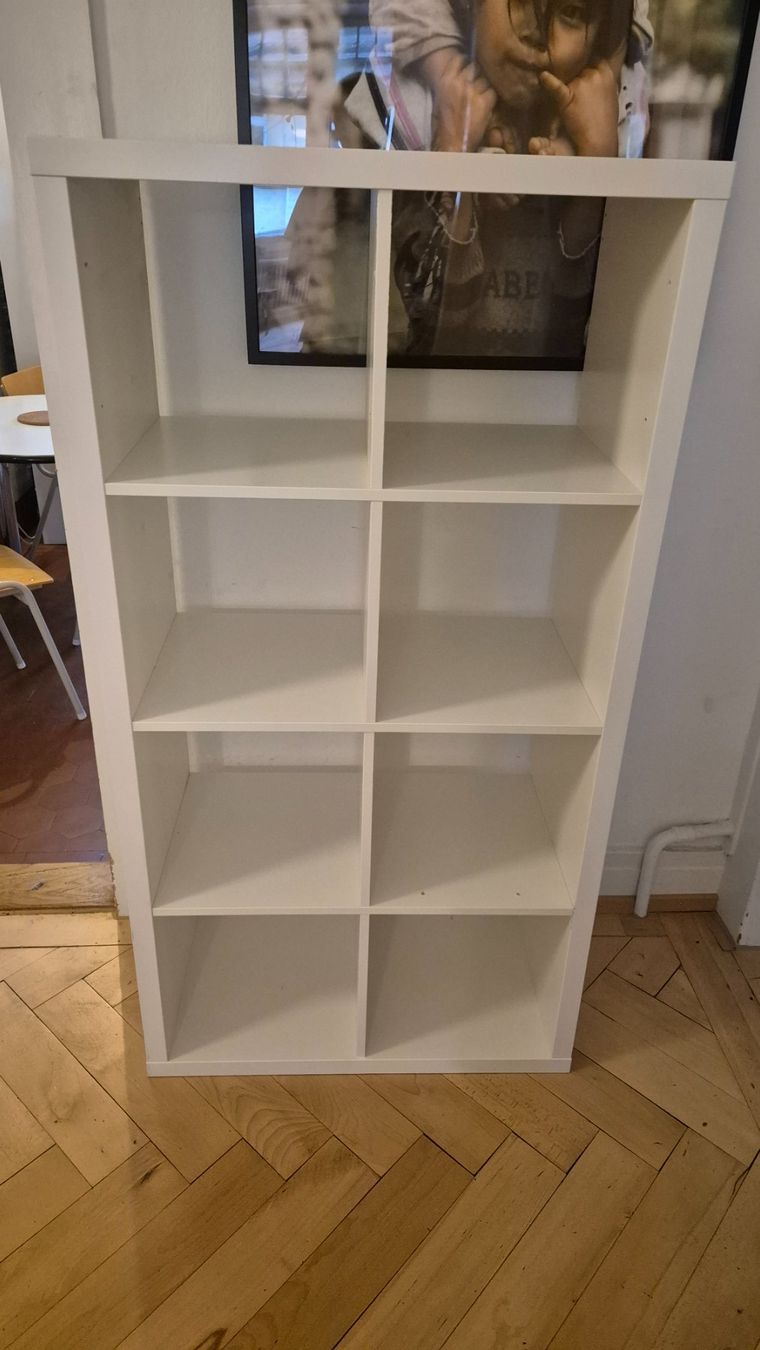 Ikea Scaffali: Kallax 8 Fächer ab 1.- – Usato da Zürich venduto da Cheese1901