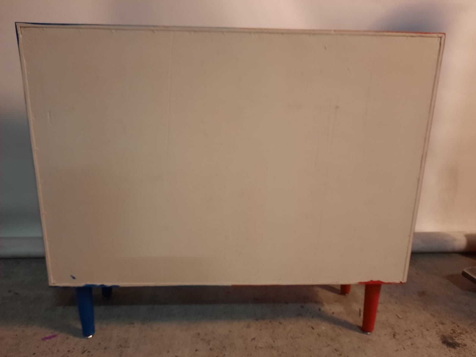 Scaffali: FC Basel Regal / Komode Handbemalt Holz Eingizartig – Usato da Münchenstein venduto da tsp01 2