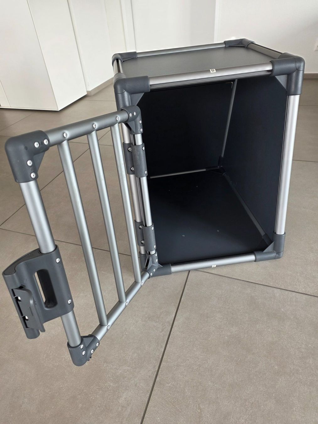 Trixie Gabbie, trasporto & Sicurezza: Hundebox – Usato da Hombrechtikon venduto da Mako30 1