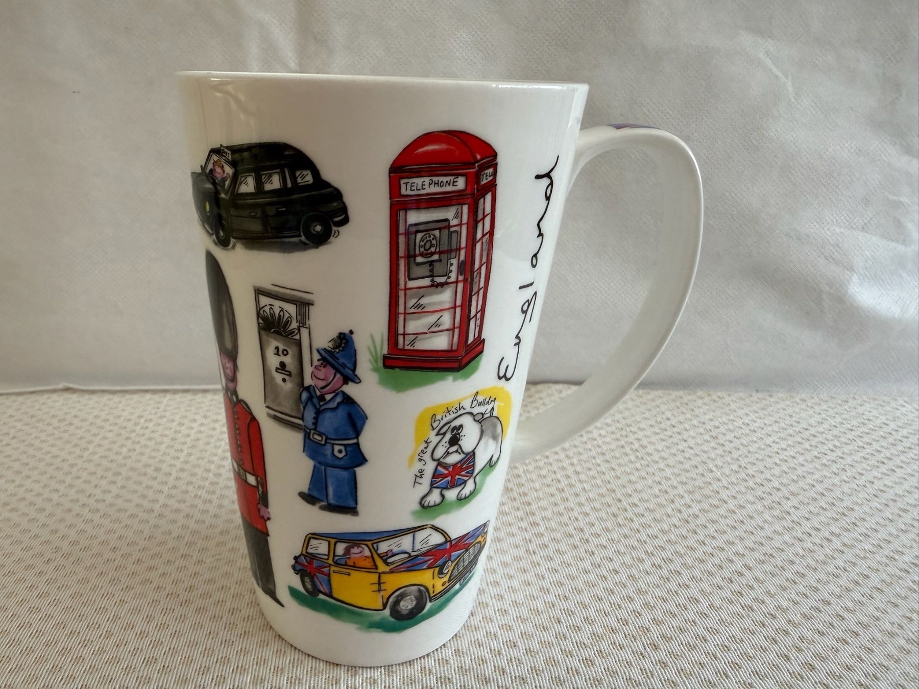 Tazze: James Sadler - Mug - tasse – Usato da Sion venduto da accroshoes 1