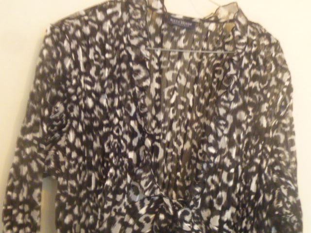 C&A Camicette: Blusen-Jacke schwarz/weiss Gr. 48 NEU – Usato da Hinwil venduto da Glasperlen 1