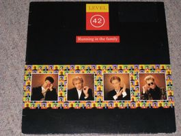 LP - LEVEL 42 - RUNNING IN THE FAMILY