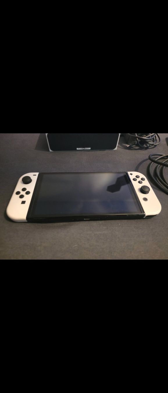 Nintendo Konsolen: Nintendo switch oled – Neu (gemäss Beschreibung) aus Chavannes-Renens von kev_98qf 2