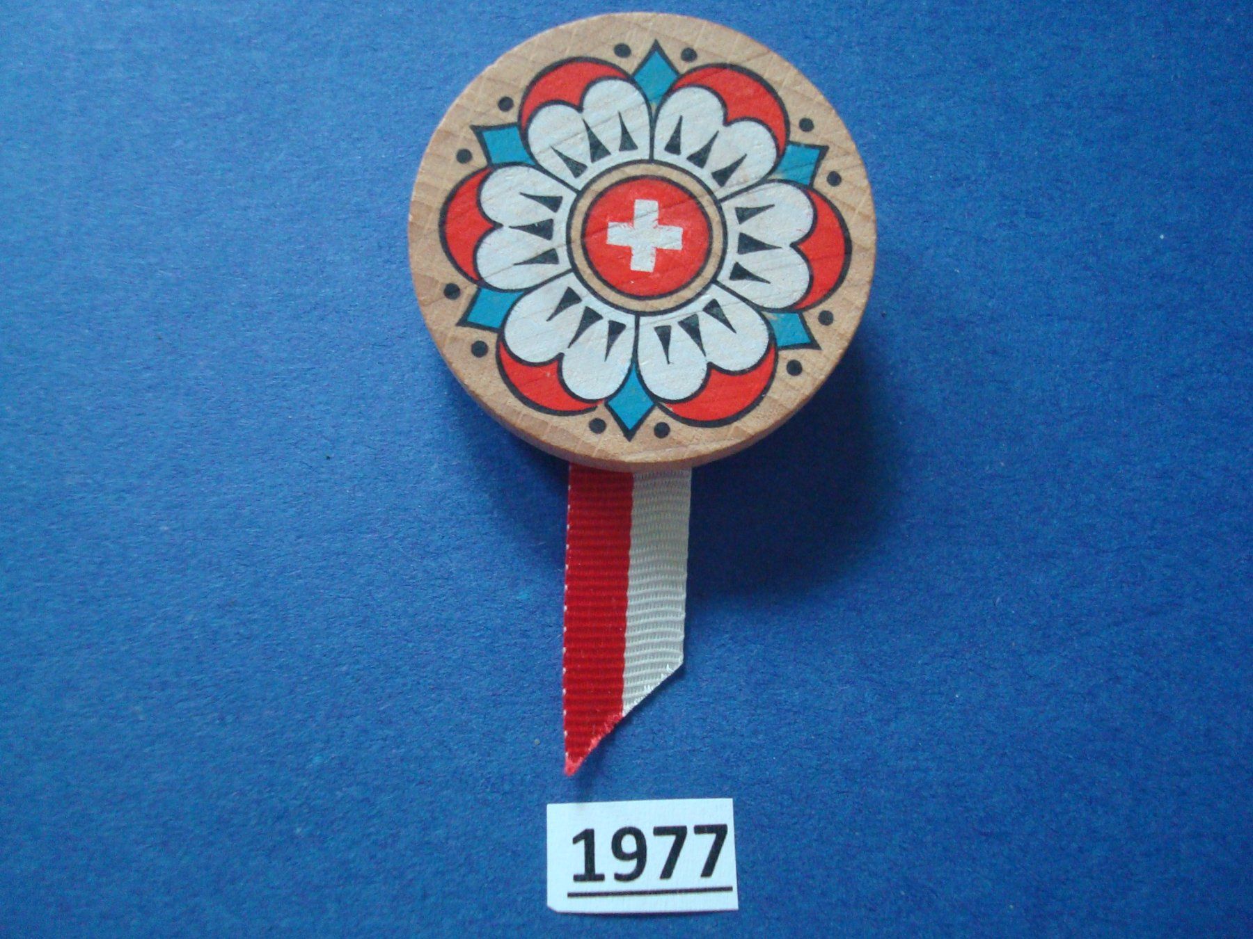 Plaketten & Abzeichen: Abzeichen 1. August 1977 – Gebraucht aus Riehen von Baerewaegli