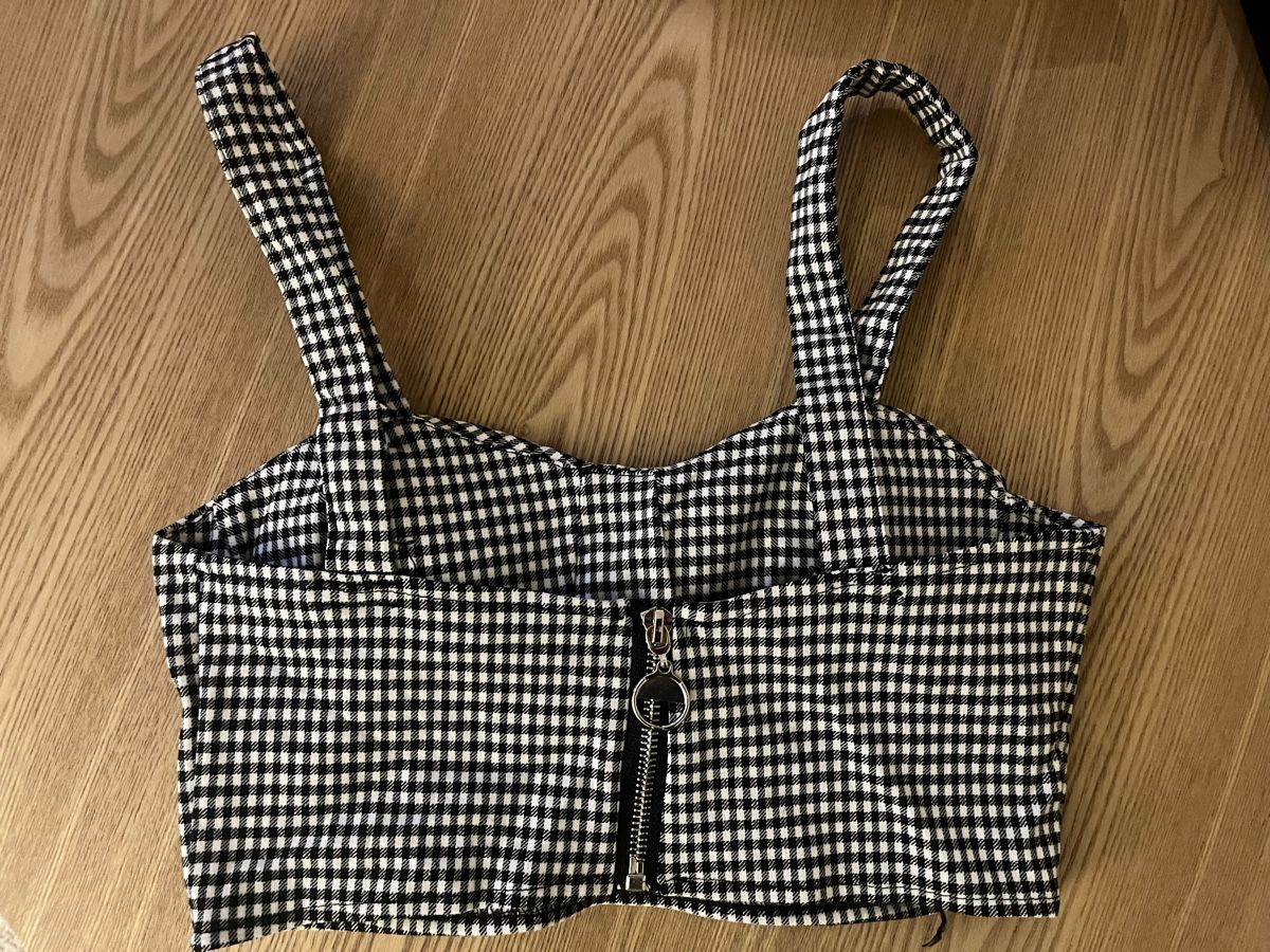Lotti di vestiti: Zweiteiler, Rock & Top, New Collection – Nuovo (secondo la descrizione) da Wädenswil venduto da EW94 4