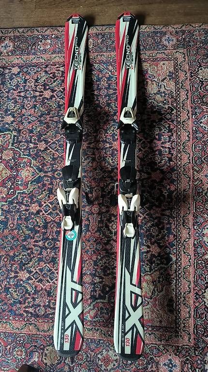 Skis: Kinder Ski 130 cm – D'occasion à tägerwilen par maistamiga