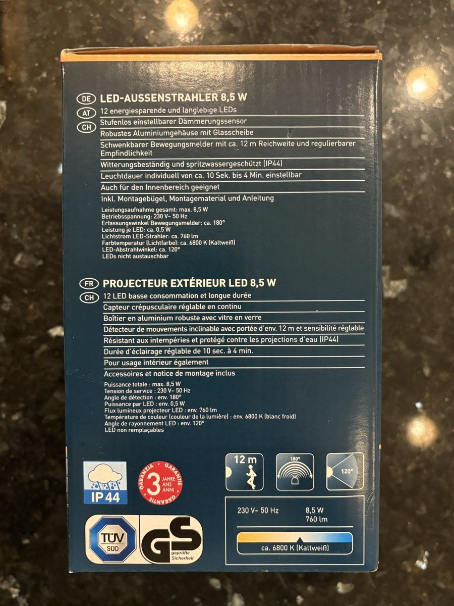 Lampade: LED Aussenstrahler 8.5W mit Bewegungsmelder – Nuovo e nell'imballaggio originale da Meilen venduto da mogli_luna 2