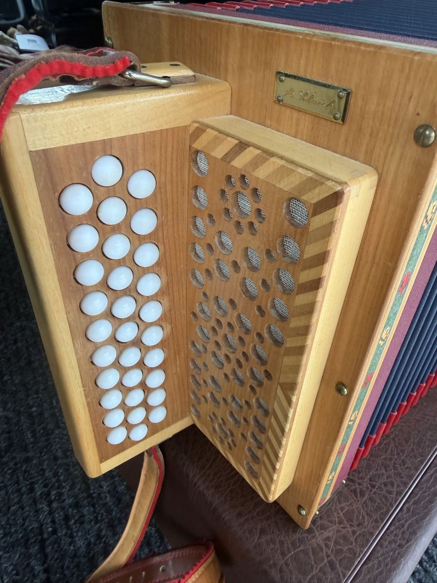 Musikinstrumente: Schwizerogeli  – Gebraucht aus Muhen von MiGeiss64 3