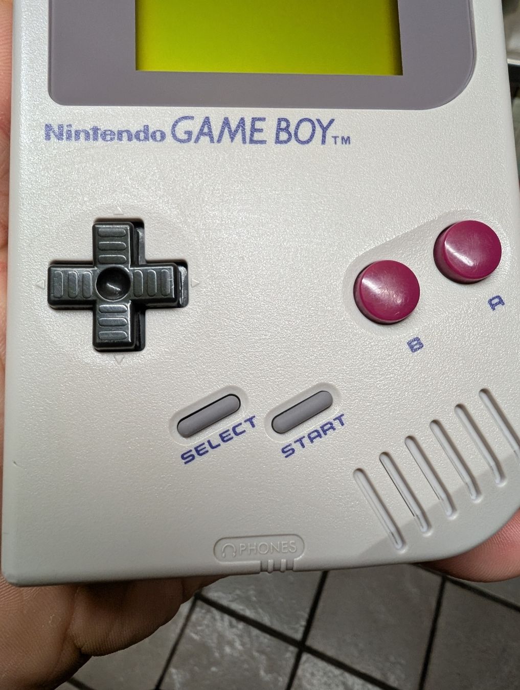 Nintendo Console: Nintendo Game Boy DMG-01 – Usato da Menzberg venduto da Mischief 4