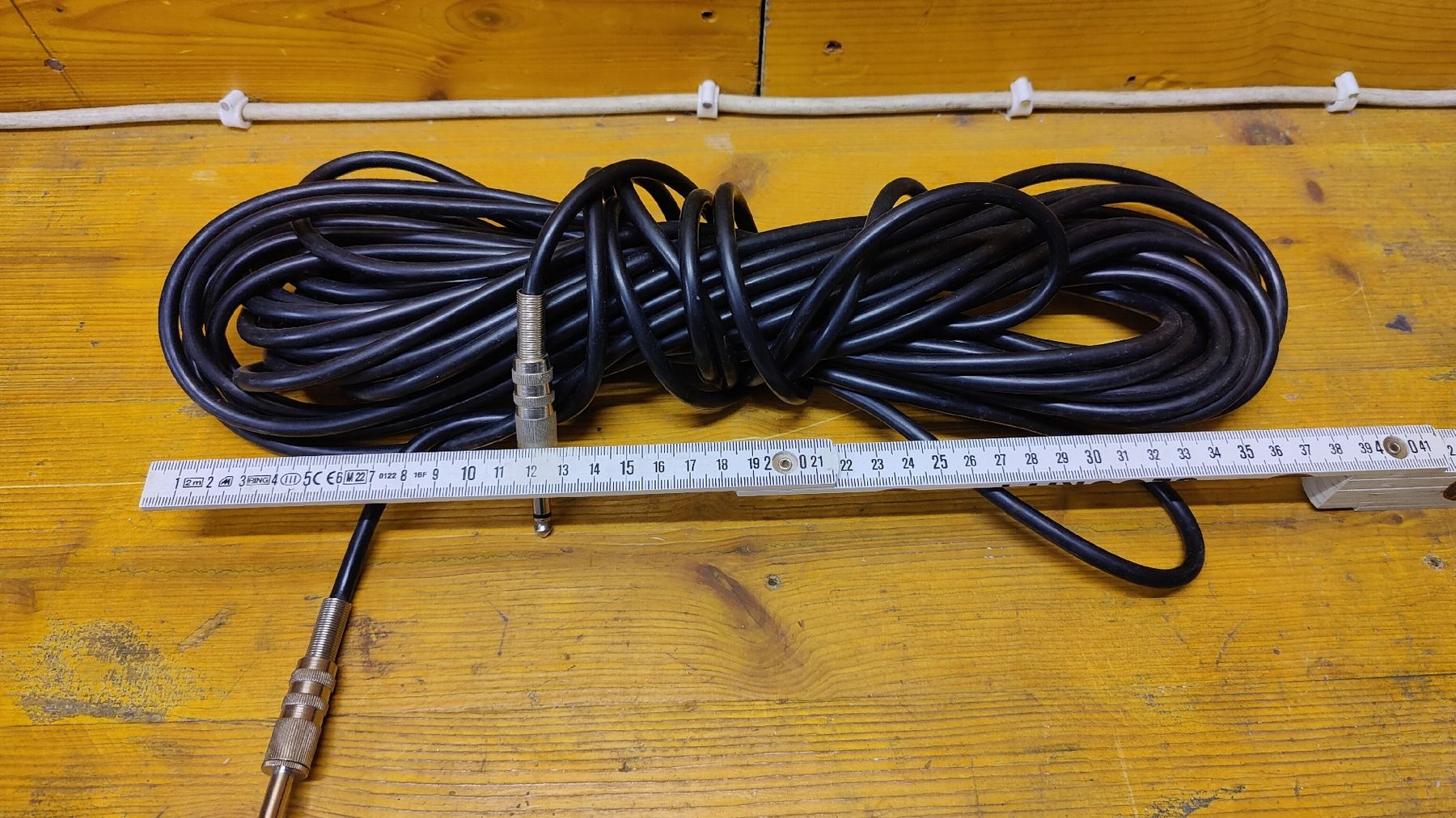 Kabel: Audio Kabel schwarz ca. 10 Meter (L2) – Gebraucht aus Neuenhof von bro_9zsg 3