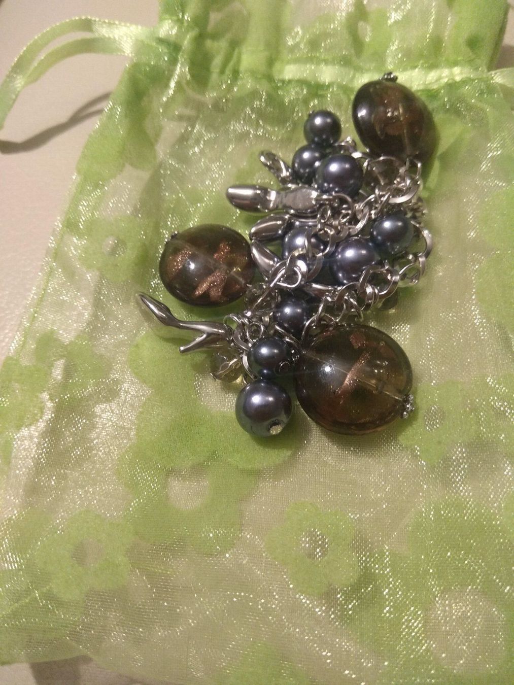 Bracciali & Braccialetti: Armketteli in Geschenksäckli – Nuovo e nell'imballaggio originale da Münchenbuchsee venduto da Daniel0133 1