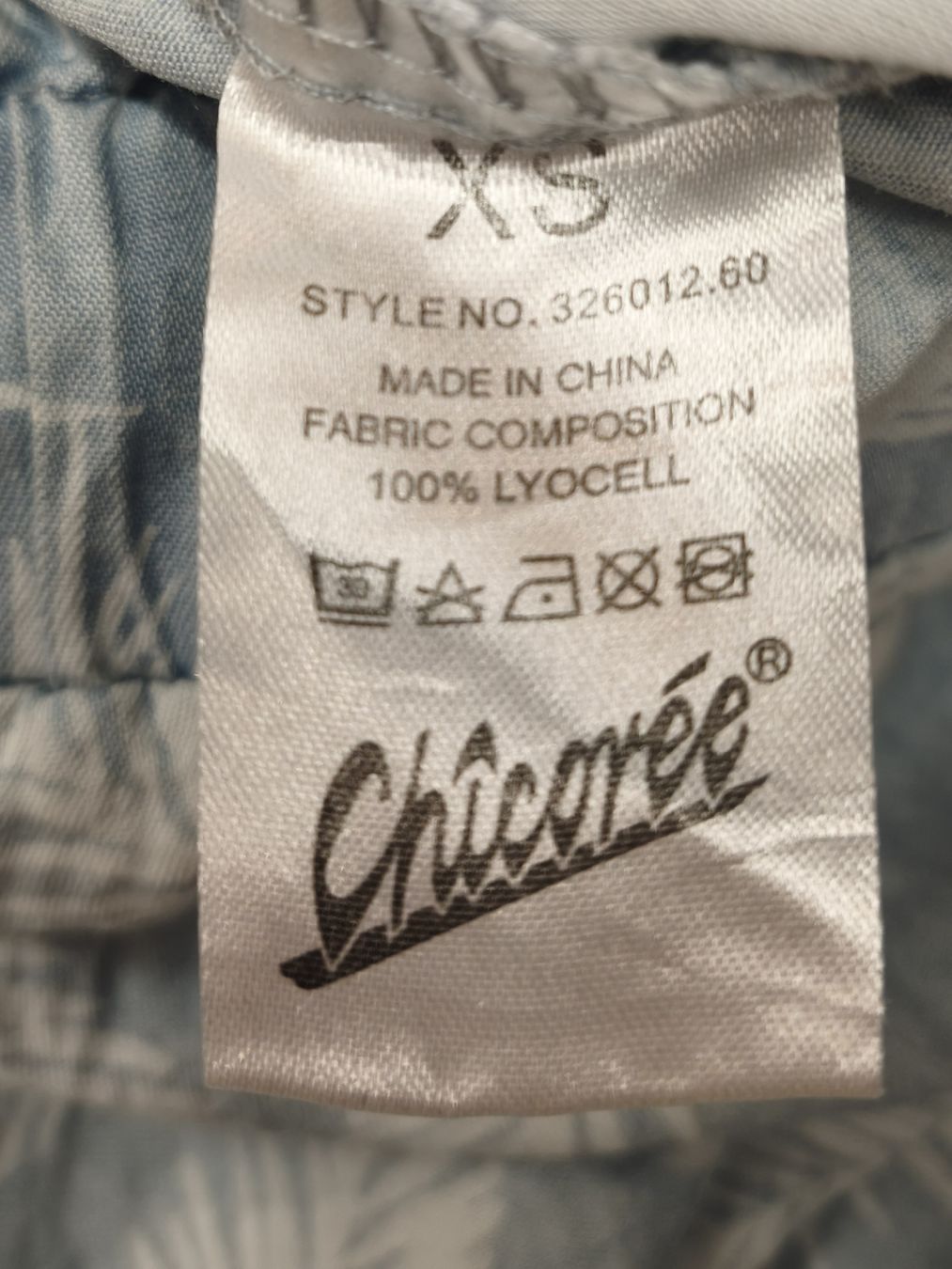 Pantaloni: Kurze Hosen Chicoree Grösse XS – Nuovo (secondo la descrizione) da Emmetten venduto da SecondhandSiska 2
