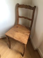 Antiker Holzstuhl, restauriert, Vintage Charme pur!