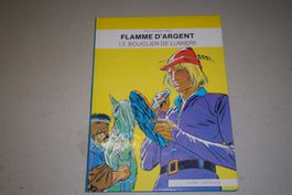 FLAMME D'ARGENT    °°°° LE BOUCLIER DE LUMIÈRE °°°°