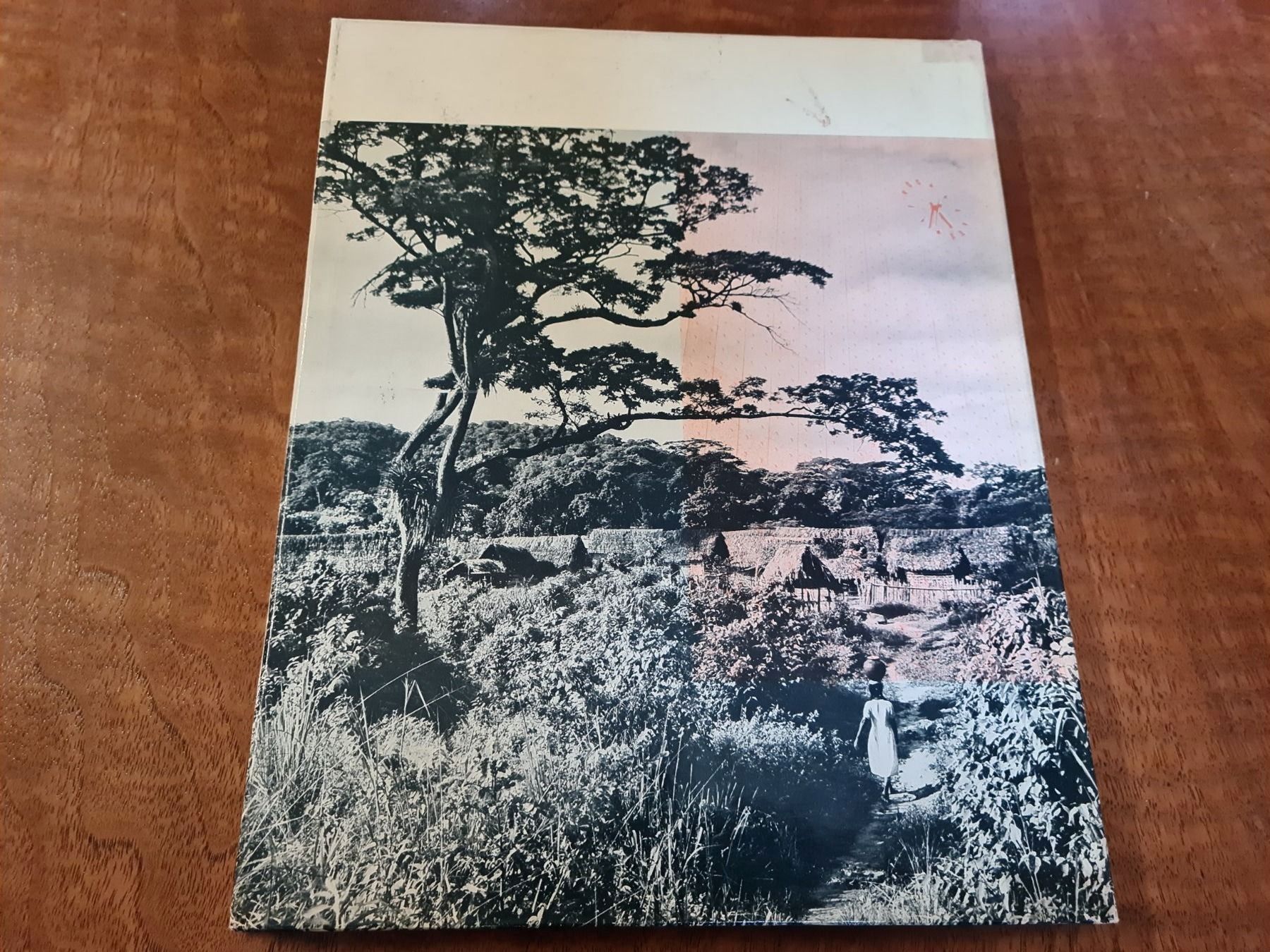 Libri: Land der Gegensätze – Usato da Erstfeld venduto da Mario_boe0 1