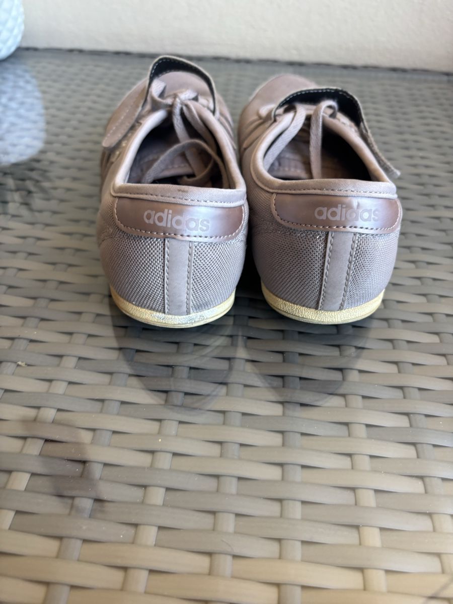 Adidas Chaussures femmes: Baskets Adidas Neo taille 37 – D'occasion à Genève par ste_k6dj 1