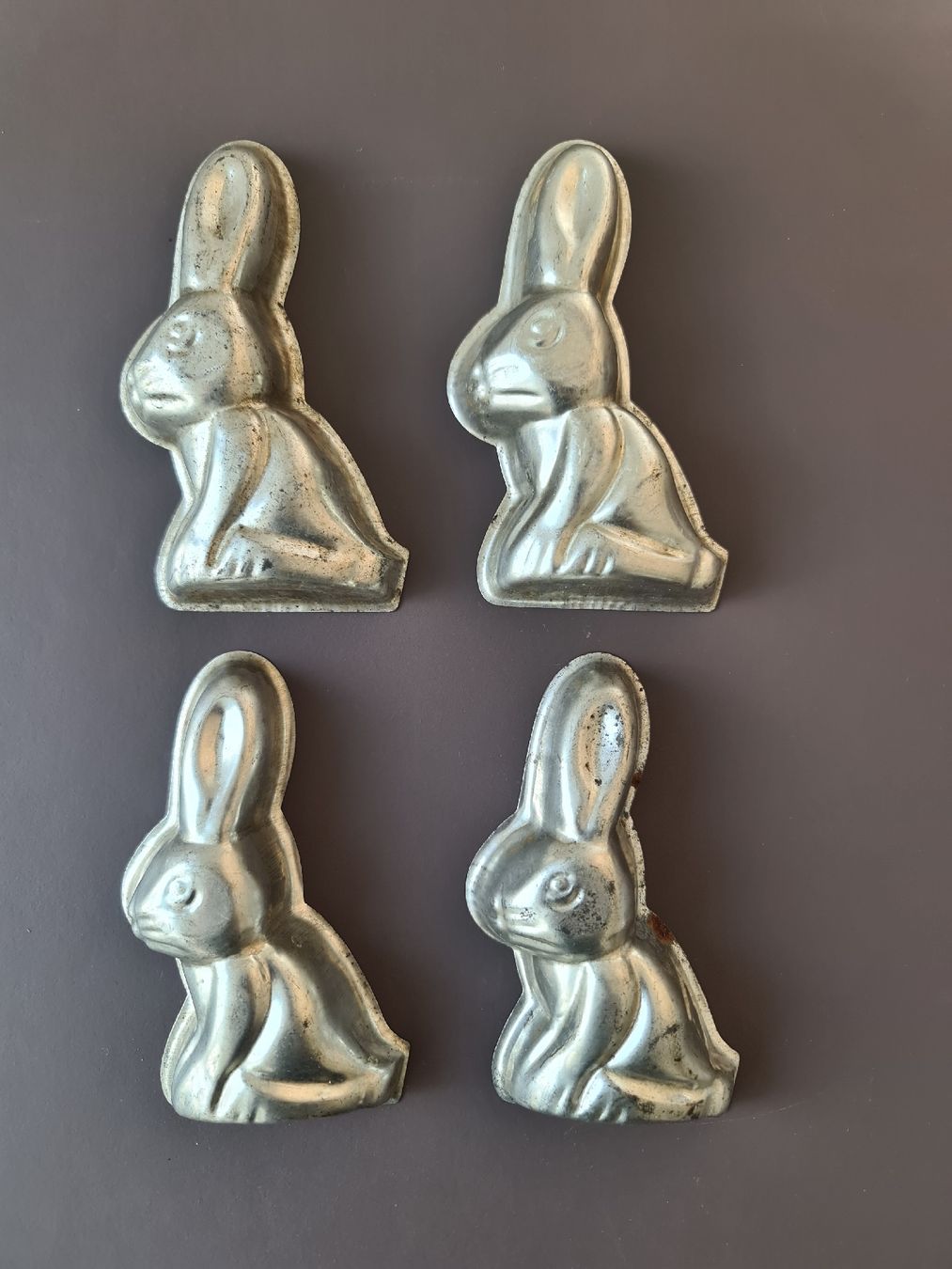 Backformen: Osterhasen - Backform, 4 Stk. – Gebraucht aus Uster von Cruleye