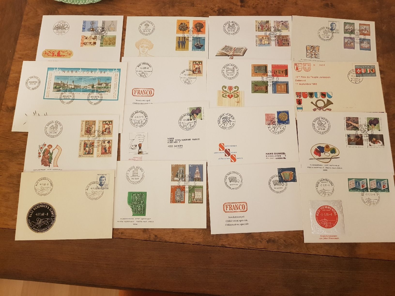Tutti i francobolli: Schweizer Briefmarken auf Briefen – Usato da Jona venduto da Glareola