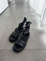 Schwarze Gladiatorensandalen, Neu, Grösse 40