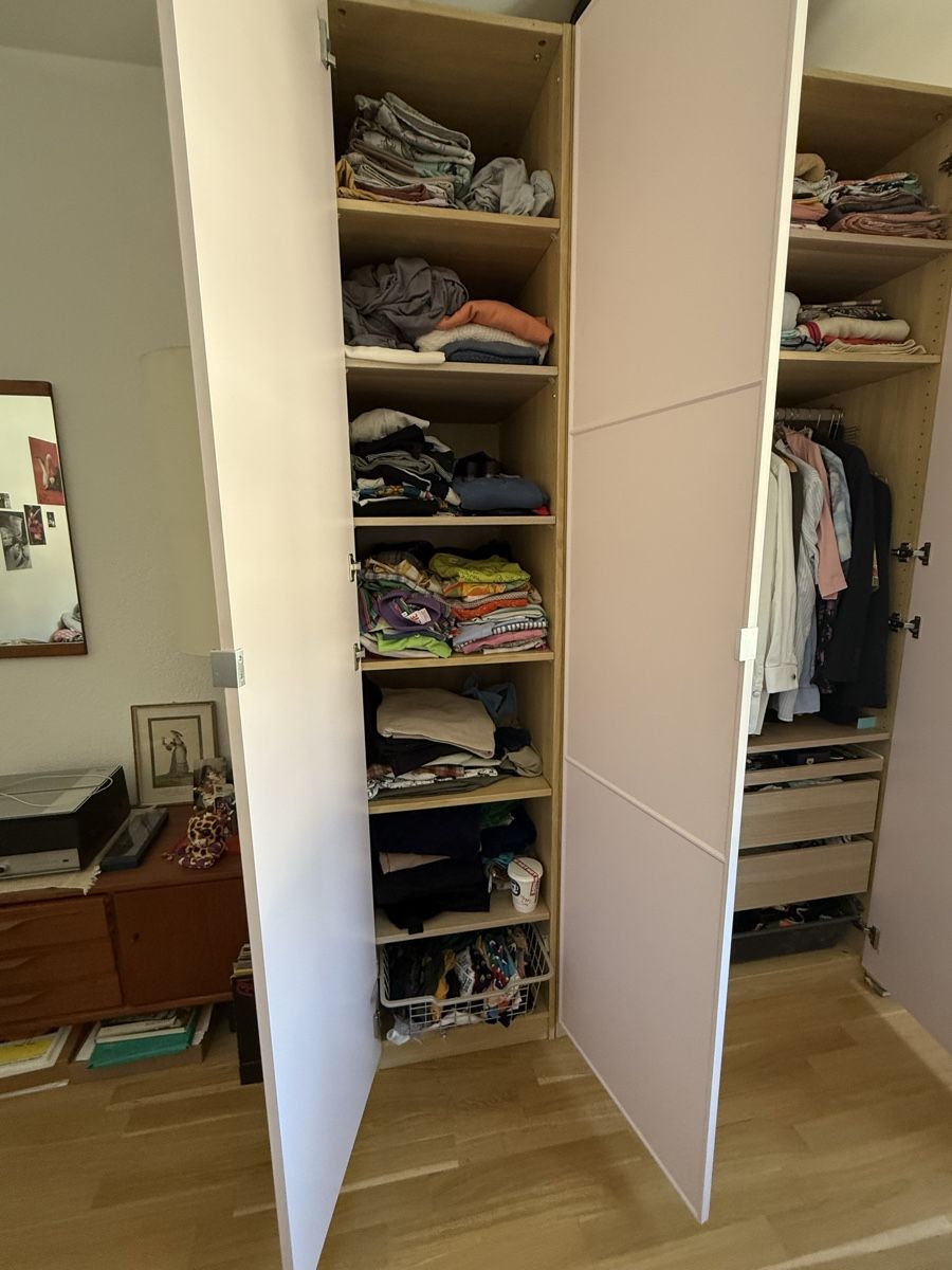 Ikea Armadi: Armoire IKEA pax – Usato da Biel/Bienne venduto da mar_hhq2 2