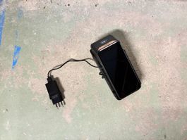 Zahlungsterminal Ingenico AXIUM DX8000 mit Ladestation