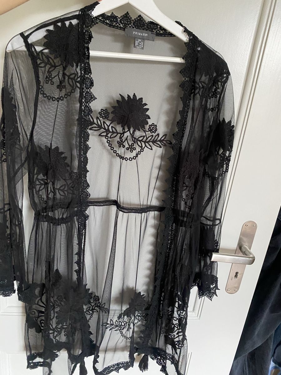 Kimono: Spitzen-Kimono, neuwertig – Usato da Bern venduto da annth