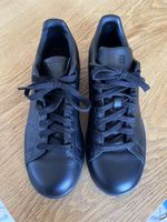 Baskets Adidas Stan Smith noires taille 39-40 neuves