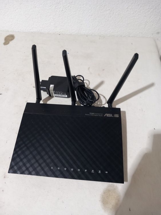 ASUS RT-N66U N900 – Dual-Band Gigabit WLAN Router (Gebraucht) in ...