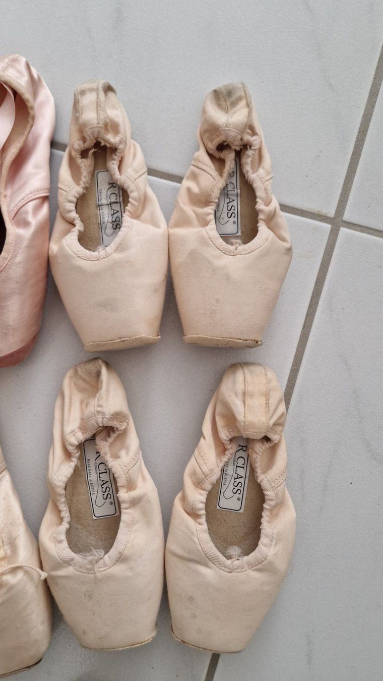 Scarpe per ragazze: Ballettspitzenschuhe Shabby – Usato da Rütihof venduto da Teddy1985 1